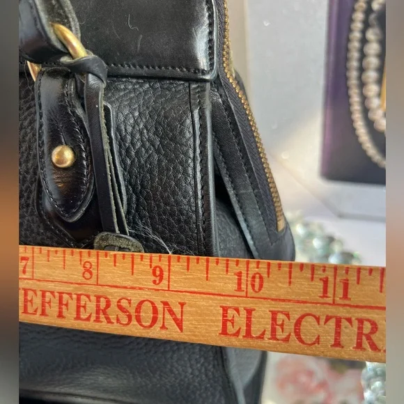 Dooney & Bourke vinyl Black Pebbled Leather Shoulder Bag - Picture 14 of 17